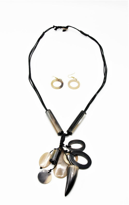 NE-101 Horn on Leather Necklace