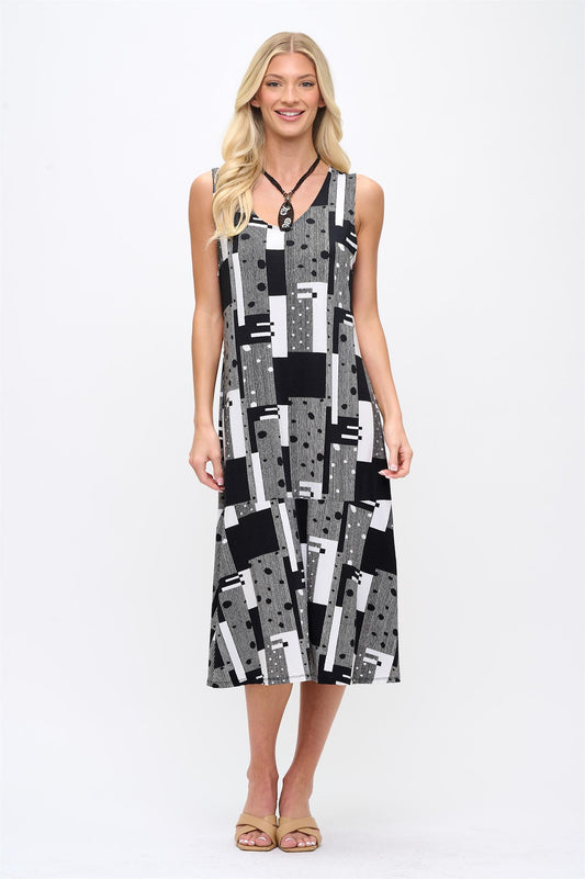 019- Jostar Black and White Graphic Print Dress
