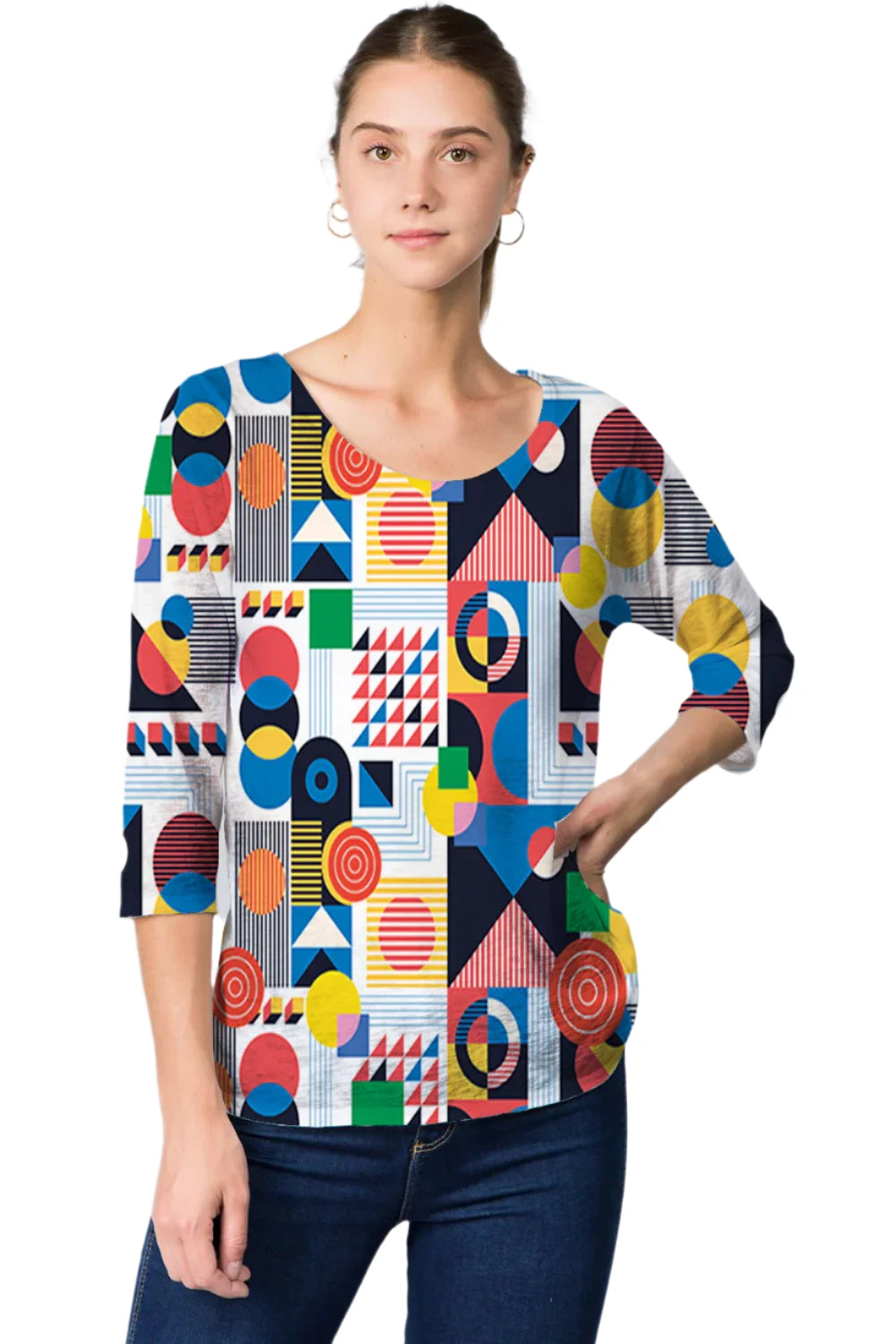 025- ET Lois Colored Shapes Print Knit Top