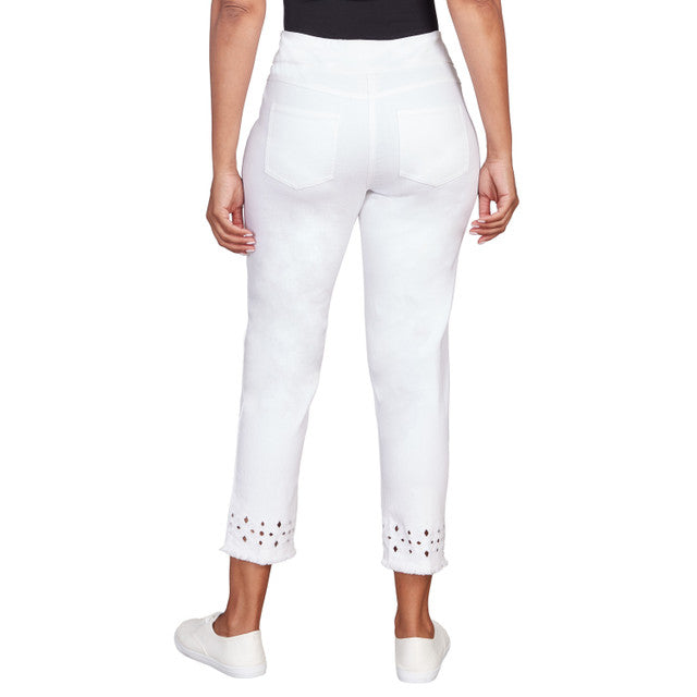 036- Ruby Road White Denim Lace Hem Jeans