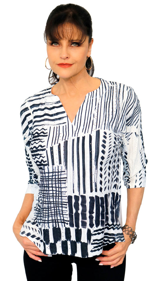 071- Impulse Black and White Graphic Print Top