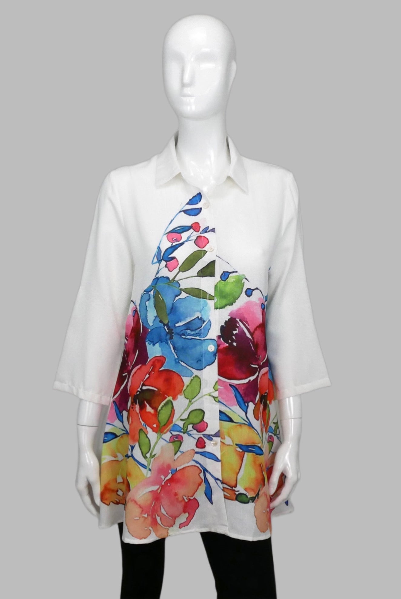 090- Radzoli Water Color Flowers on White Big Shirt