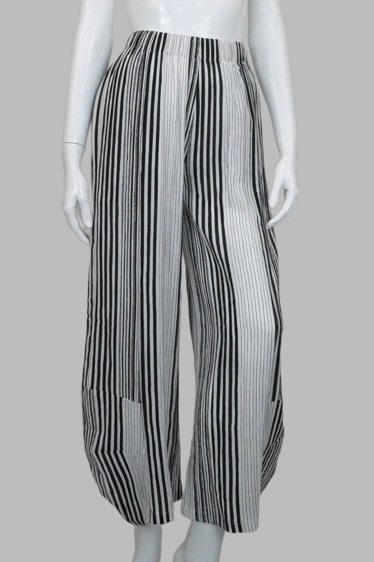 090- Radzoli White and Black Lines Pants