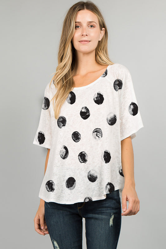 025- ET Lois White Top with Black Polka Dots Short Sleeve Kint Top