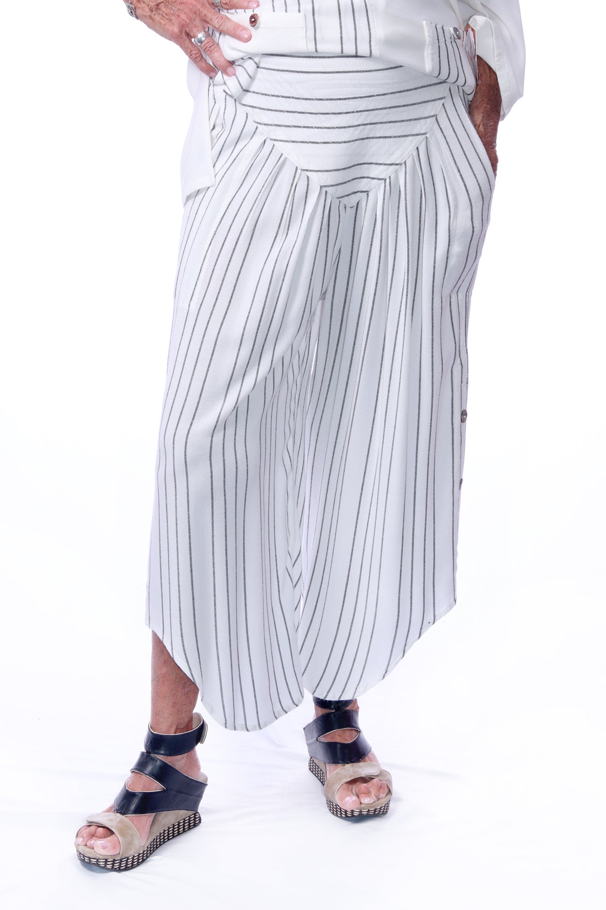 015- Dairi Natural Stripe with Side Buttons Pants