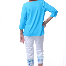 001- LuLu B Turquoise "V" Neck Center Seam Top