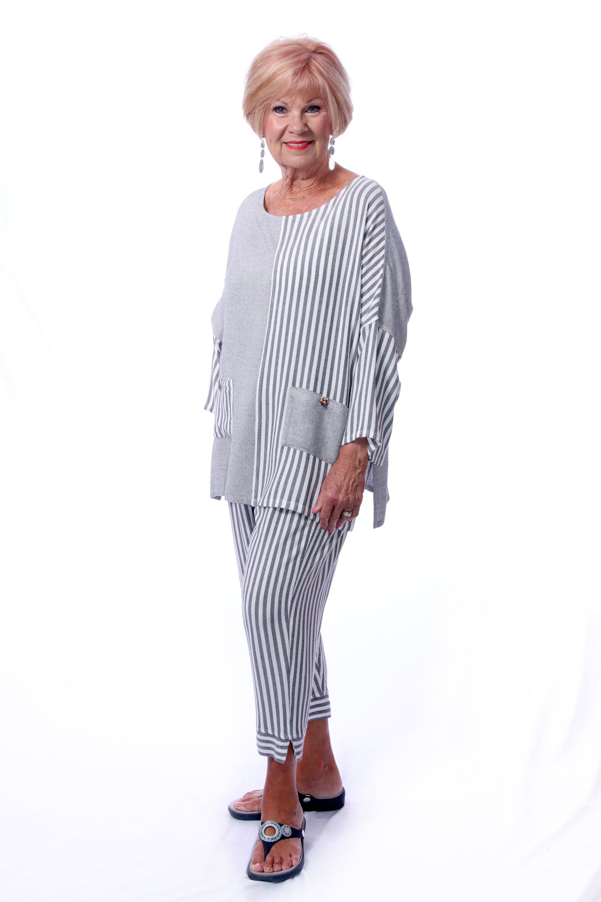 015- Dairi  Silver with Natural Stripes Reversed Combo 2 Pocket Top