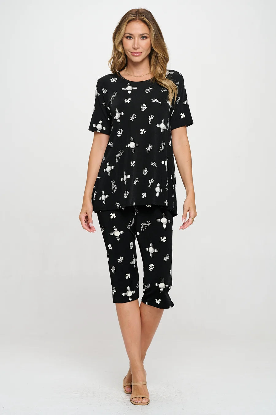 000- Atu Black and White Southwest Top