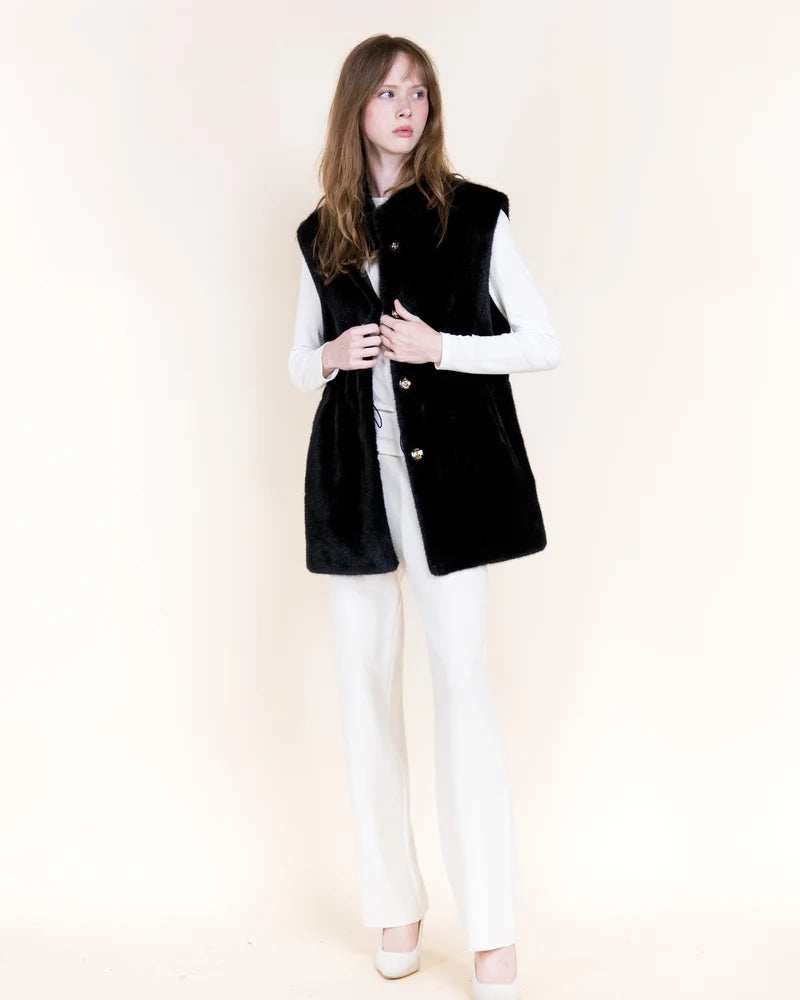 038- Very Moda Black Fur Sleeveless Vest