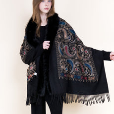 038- Very Moda Black Embroidered Fur Trimmed Shawl