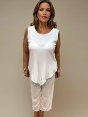 015- Dairi White Sleeveless Handkerchief Top
