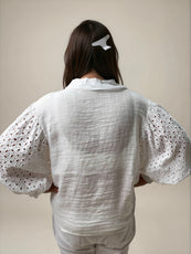 063- Bella Amore White Eyelit Sleeve Tie Fron Top
