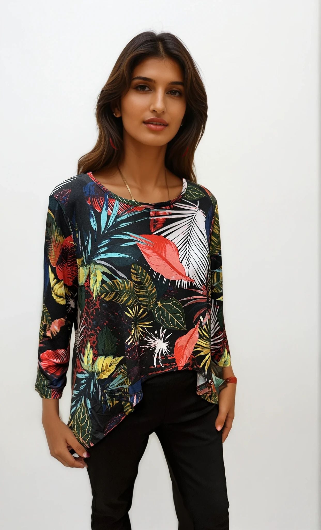 026- Focus JJ Tropical Fern Shark Bite Top