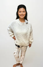 063- Bella Amore Gold Splashes on White Stretch Pants