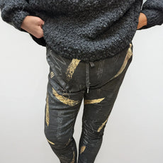 063- Bella Amore Black Fuzzy Cuddle Sweater