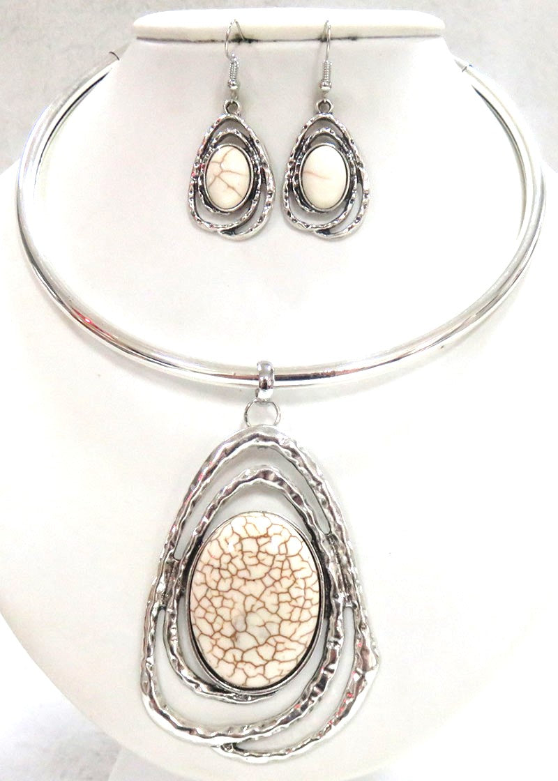 NE-124 Silver Collar with Ivory Pendant