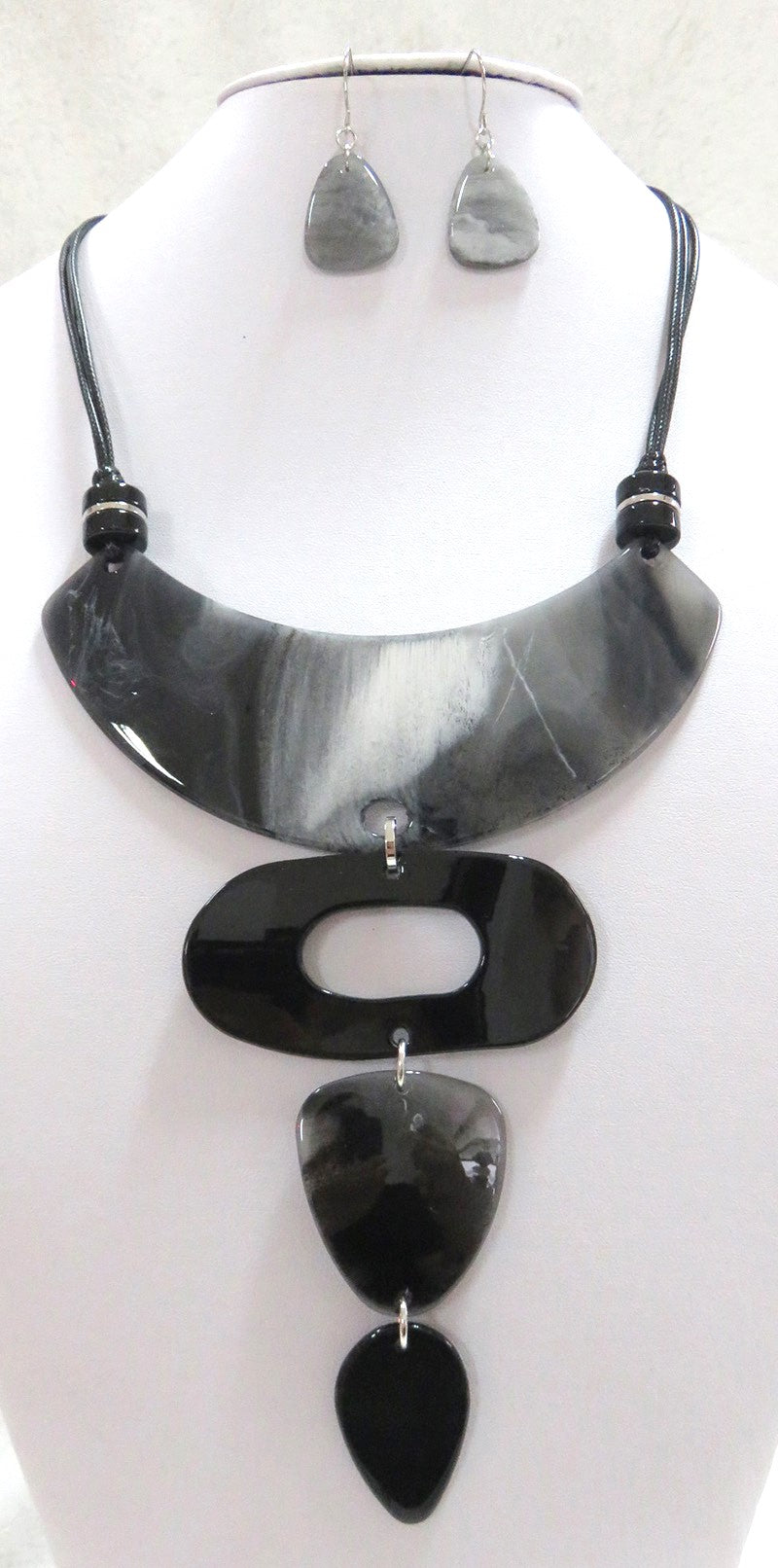 NE-148 Black and Gray Lucite Medallion on Black Leather