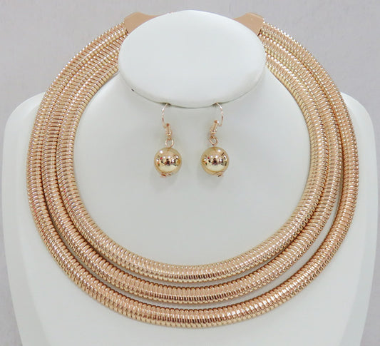 NE-169 3 Gold Rings Collar Set