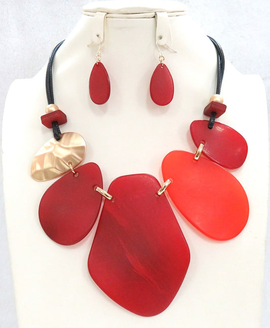 NE-247 Red Lucite and Matte Gold Petals