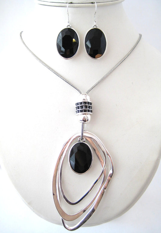 NE-269 Black Rhinestone with 3 Abstract Rings