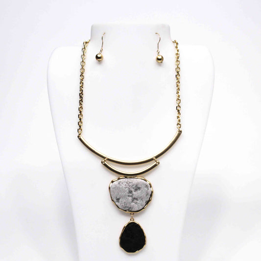 NE-076 Black and Grey Stone on Gold