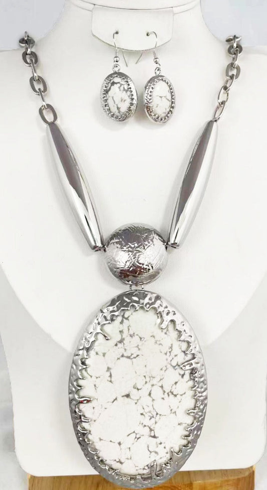 NE-272 White Oval on Silver Chain Set