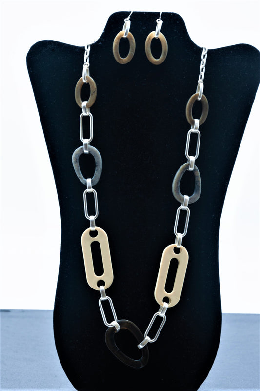 NE- 348 Grey and Cream Large Link with Silver Chain Necklace Set