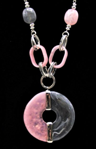 NE 223 - Gray & Pink Doughnut Medallion Necklace Set