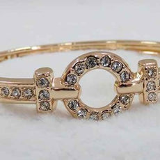 B-107  Silver Open Pave Circle Bracelet