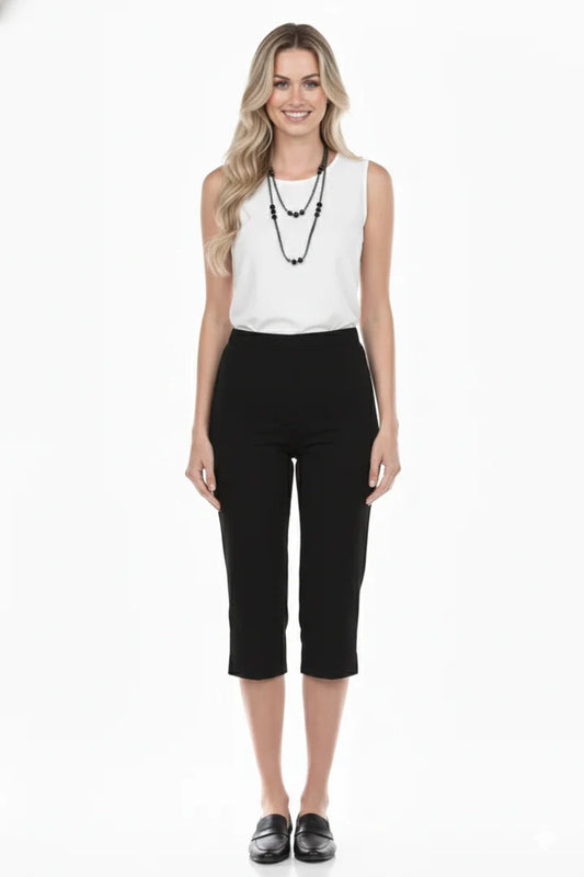 000- Atu 3 Stretch Capri- Black