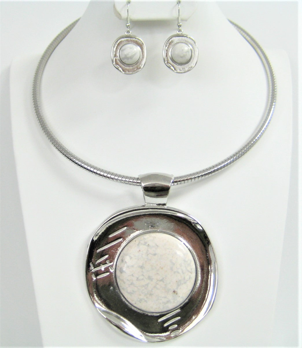 NE-170  Silver Snake Collar with White Marble Drop