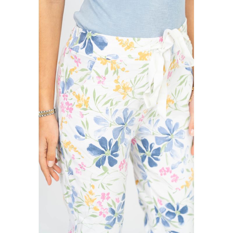 075- Look Mode White with Floral Print Stretch Pants