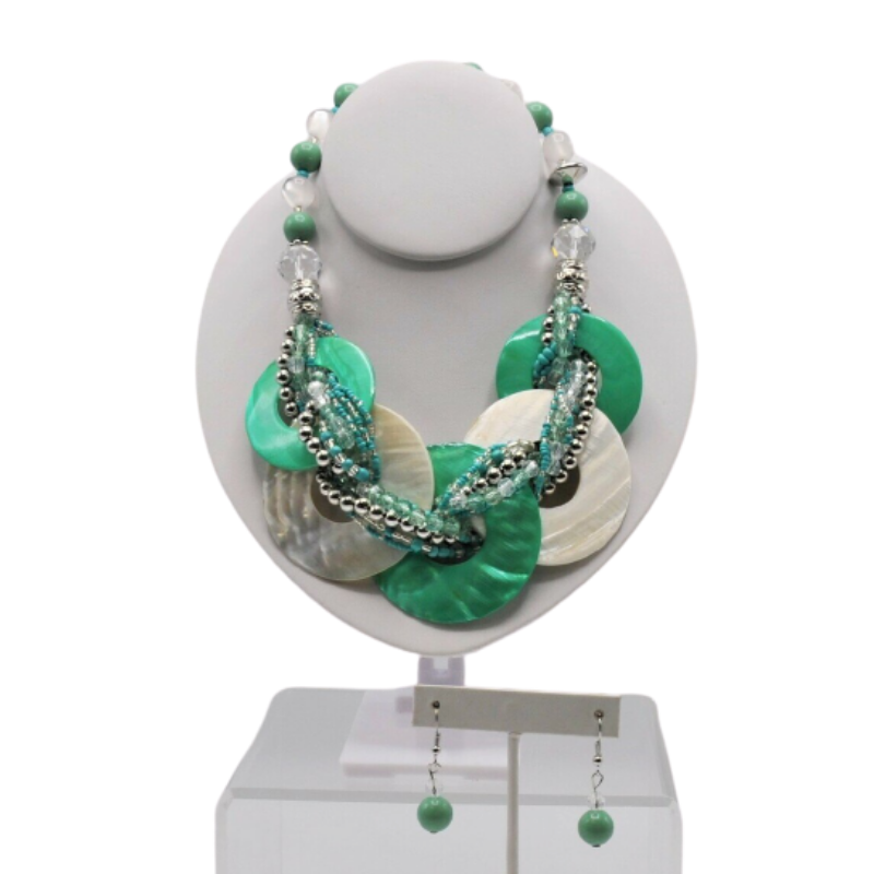 NE-265 - Mint and White Dyed Mother of Pearl Choker