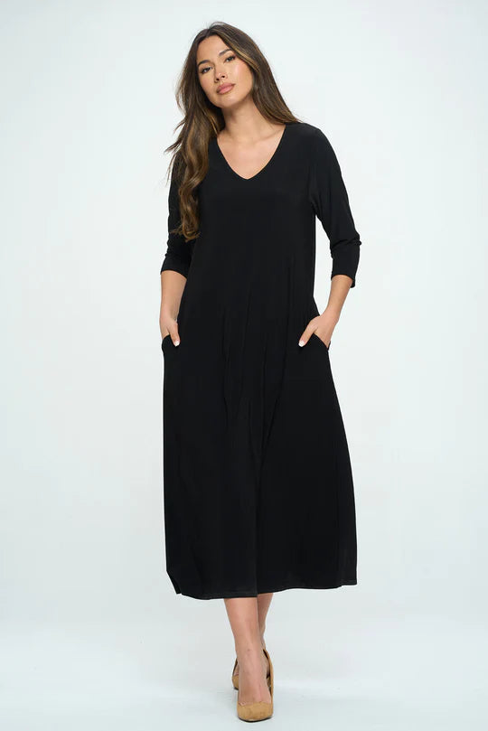 019- Jostar Black 2 Pocket Dress