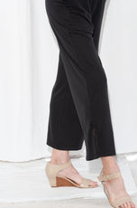 005- Arisa A Trading Black 