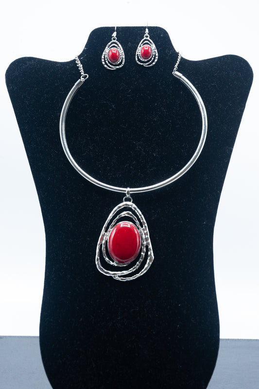 NE-295   Silver Collar with Red Oval Drop