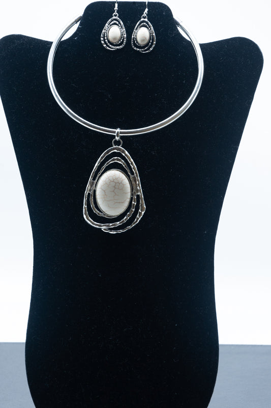 NE-298   Silver Collar with Ivory Pendant