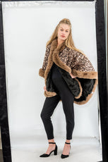 038- Very Moda Leopard Fur Trimmed Reversible Cape