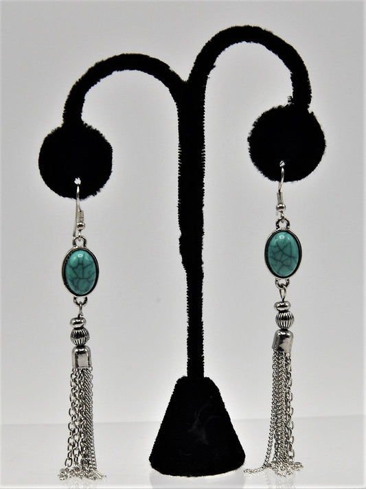 E010 - Turquoise with Silver Tassel