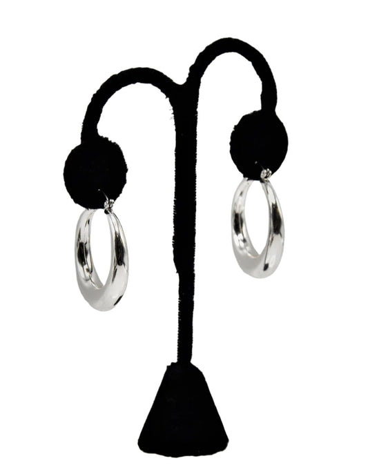 E001- Silver Hollow Graduated Hoop